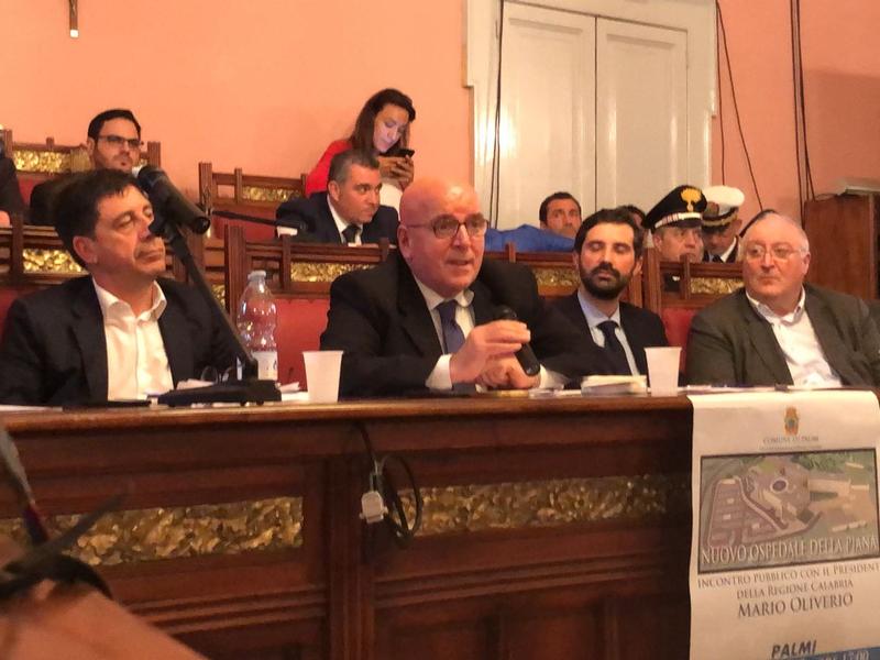 Oliverio a Palmi: "Il Nuovo Ospedale della Piana sarà realizzato"