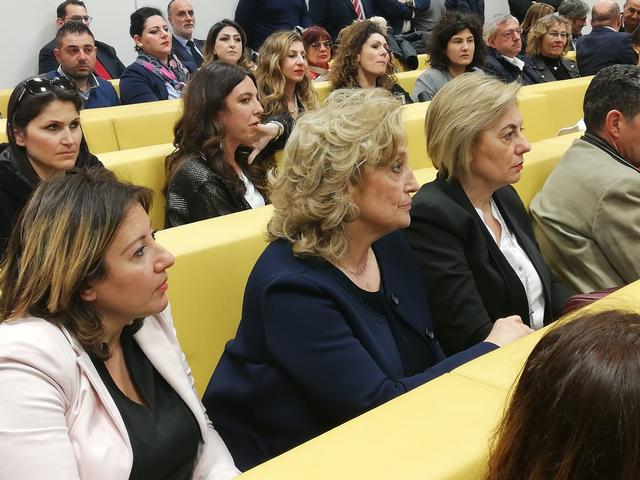 Doppia preferenza di genere, Oliverio: "Andare avanti"