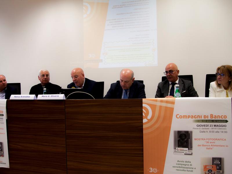 l'iniziativa del banco alimentare