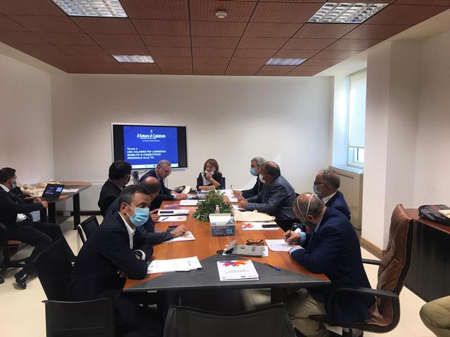 Il futuro è Calabria. L'Assessore Catalfamo ha coordinato il Tavolo 3