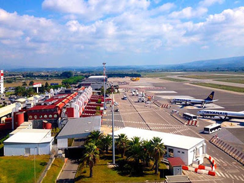 Aeroporti, vertice Catalfamo-De Metrio: nuove strategie per i tre scali regionali