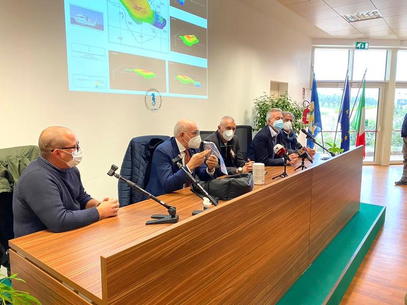 Gli assessori Gallo e De Caprio in conferenza stampa